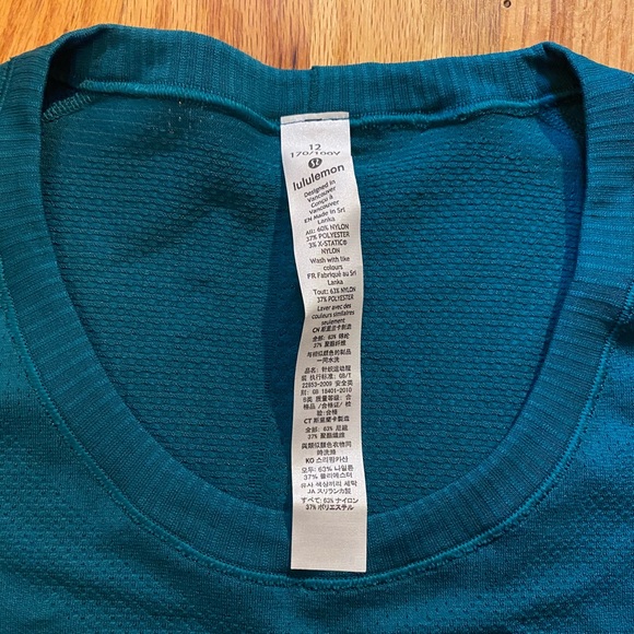 Lululemon NWT Swiftly Tech SS Crew LGUN/LGUN 12 - Picture 3 of 6